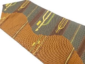 よろけ縞に変わり横段模様織出し名古屋帯